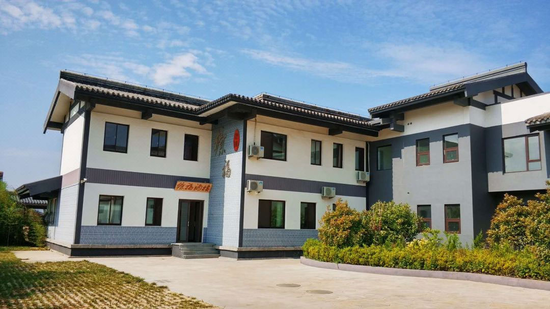 青島龍灣徐福大酒店?-青島哪家拓展公司安全保障完善|青島拓展訓(xùn)練公司排名前十口碑對(duì)比|青島專(zhuān)業(yè)拓展訓(xùn)練服務(wù)-青島眾行遠(yuǎn)管理咨詢(xún)