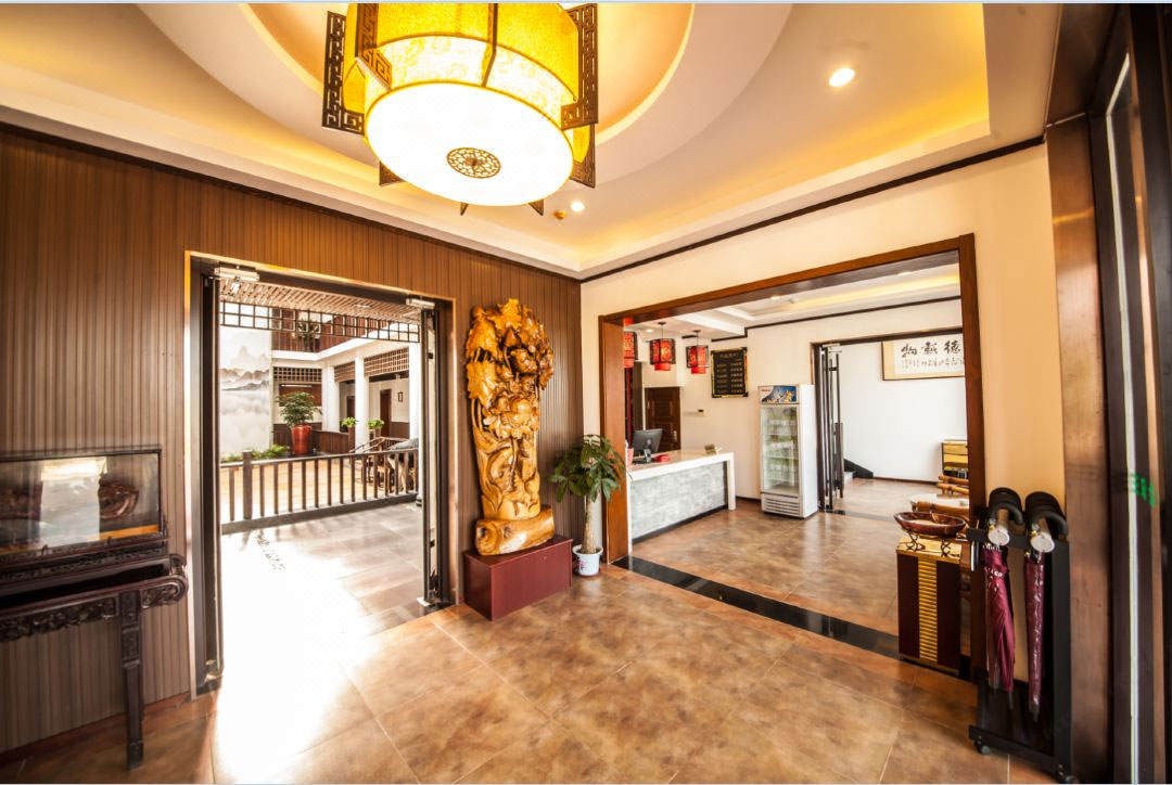 青島龍灣徐福大酒店?-青島哪家拓展公司安全保障完善|青島拓展訓(xùn)練公司排名前十口碑對(duì)比|青島專(zhuān)業(yè)拓展訓(xùn)練服務(wù)-青島眾行遠(yuǎn)管理咨詢(xún)
